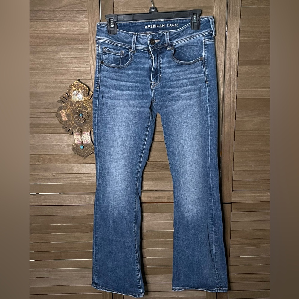 American Eagle super stretch kick boot. 6 short